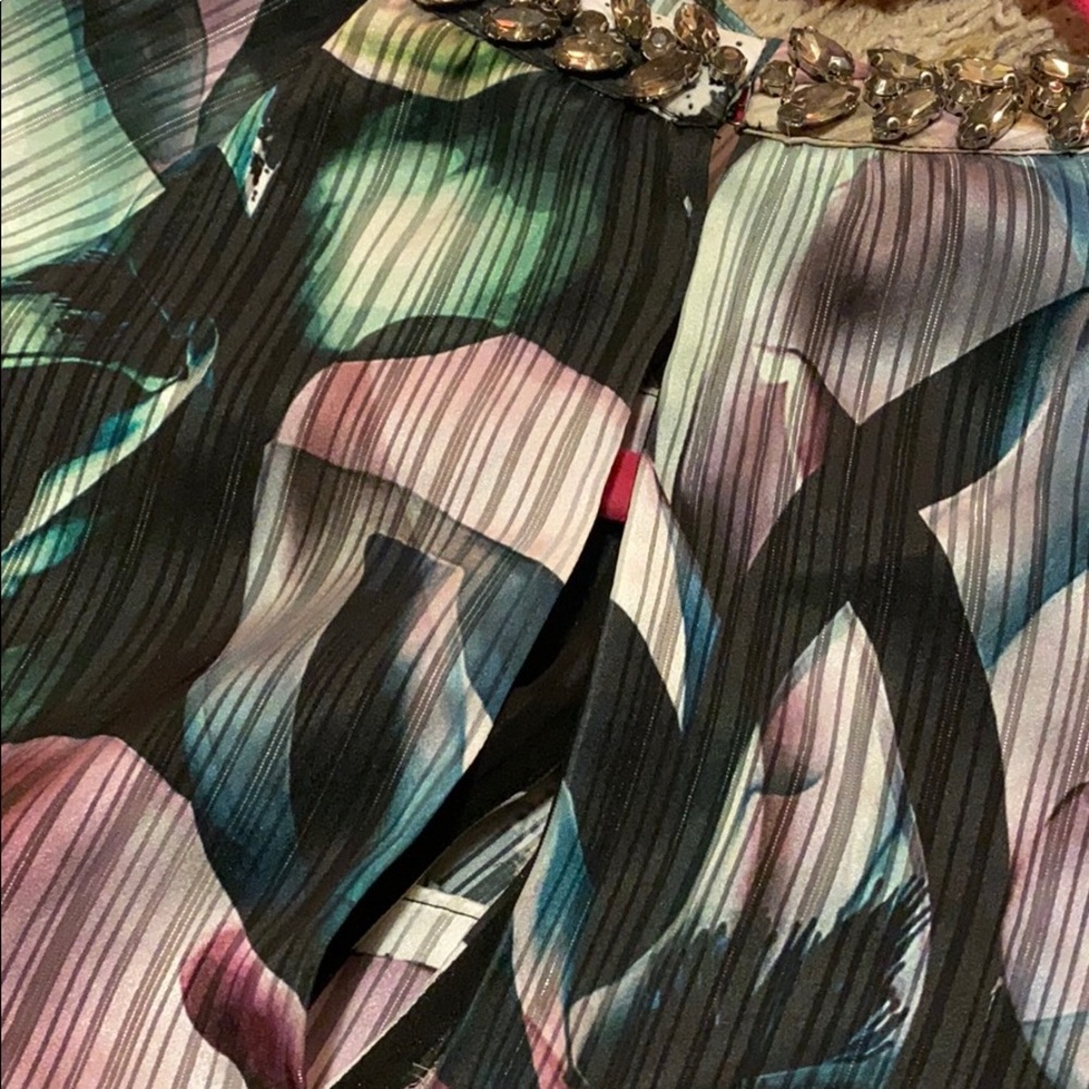 Bebe Rhinestone Blouse - Picture 5 of 6